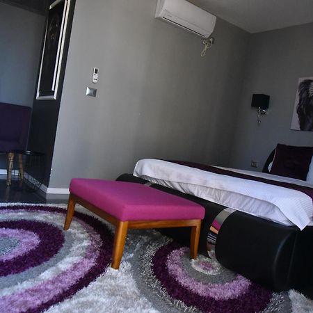 Penthouse Apartment On The Beach Bat Jam Pokoj fotografie