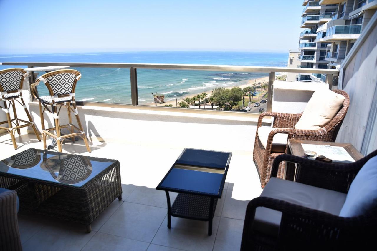 Penthouse Apartment On The Beach Bat Jam Exteriér fotografie